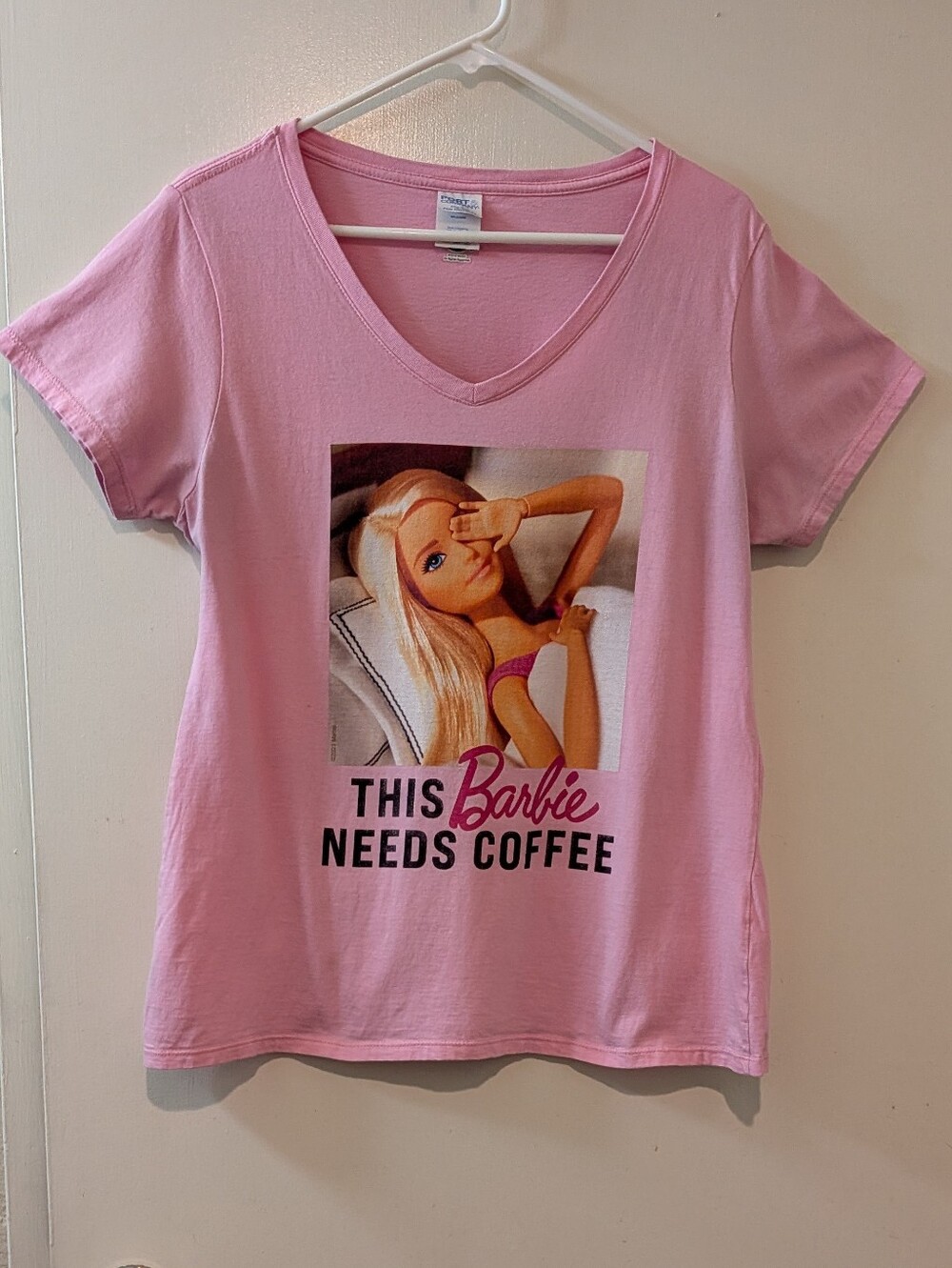 Pink Barbie Graphic V-Neck Tee size L /G